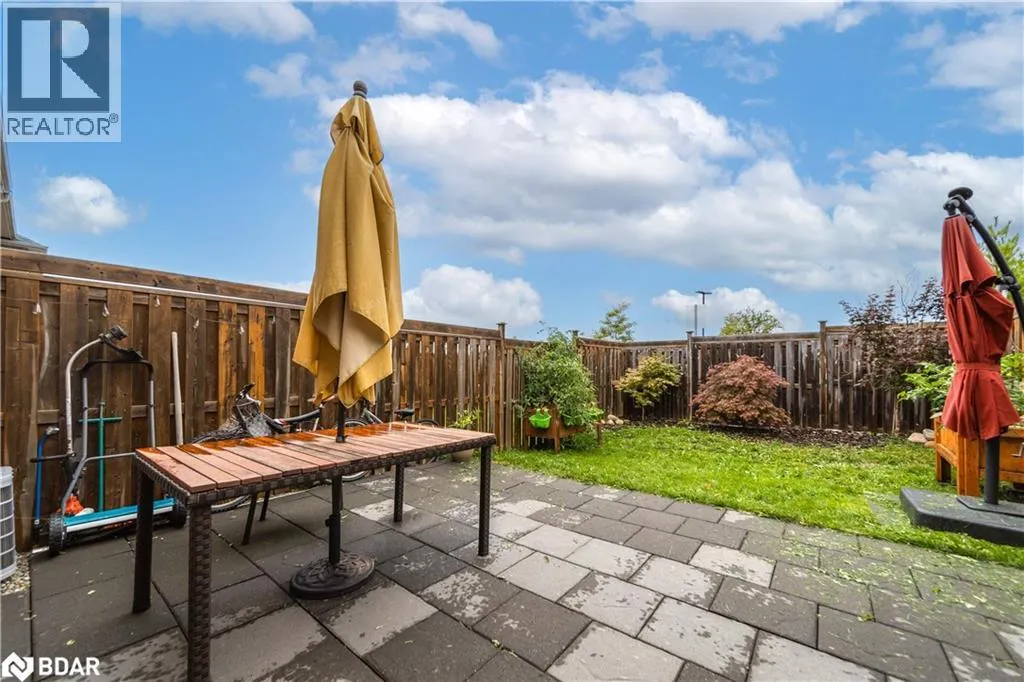48 SNELGROVE Crescent