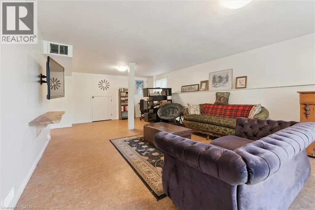 31 SAXONY Circle