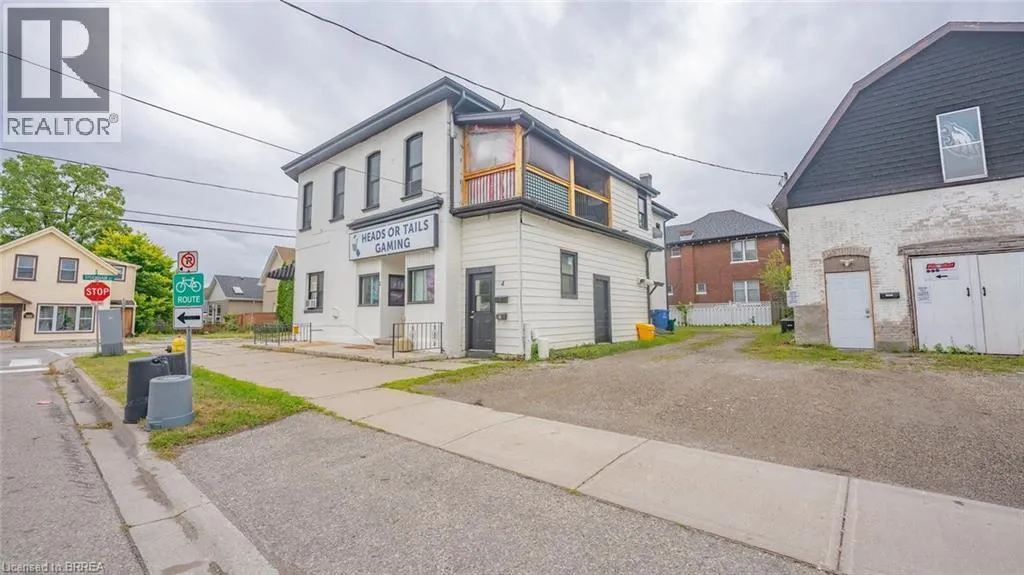 4 ST GEORGE Street Unit# 2, #2