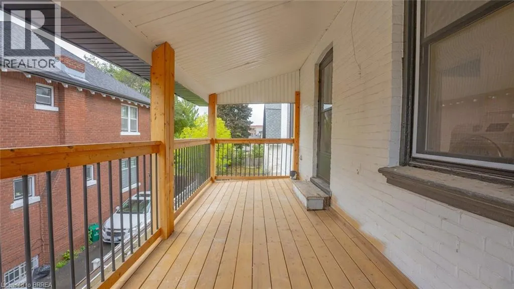 4 ST GEORGE Street Unit# 2, #2
