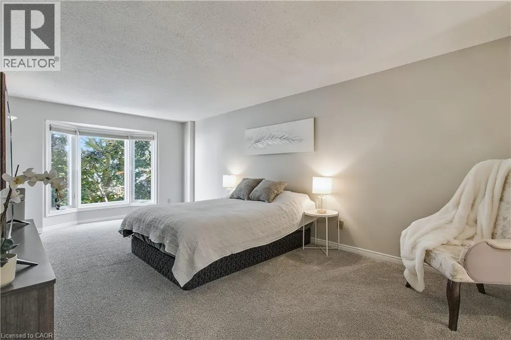 104 VALLEY RIDGE Crescent