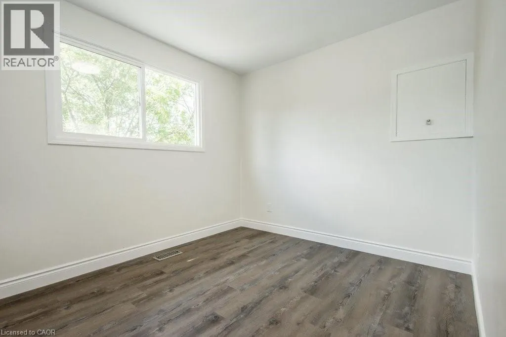 590 CANEWOOD Crescent Unit# Main, #Main
