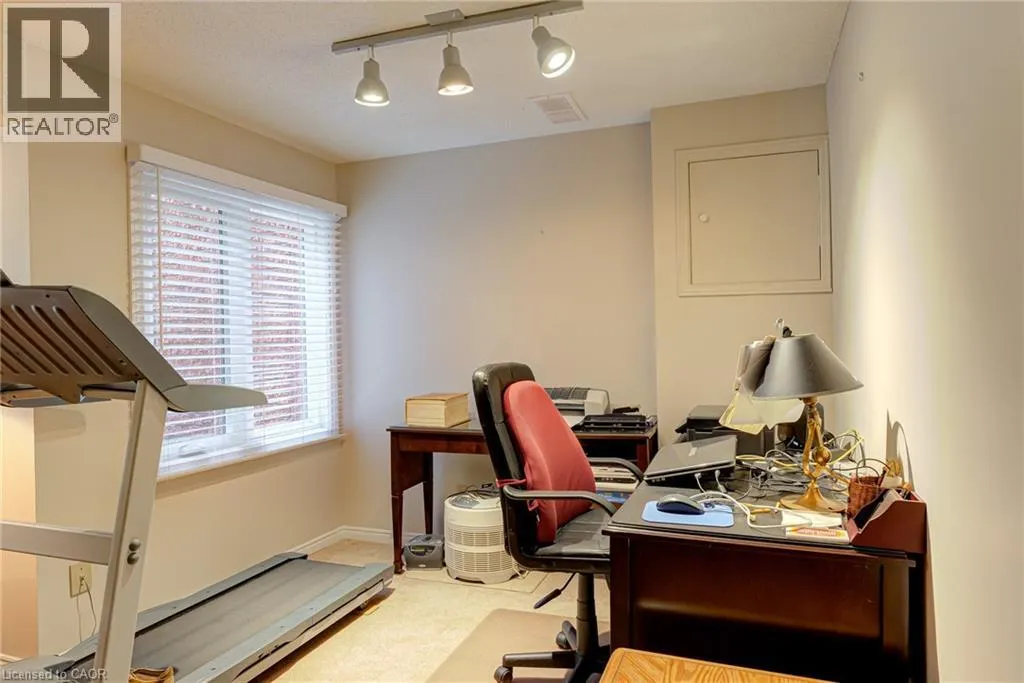 523 BEECHWOOD Drive Unit# 12, #12