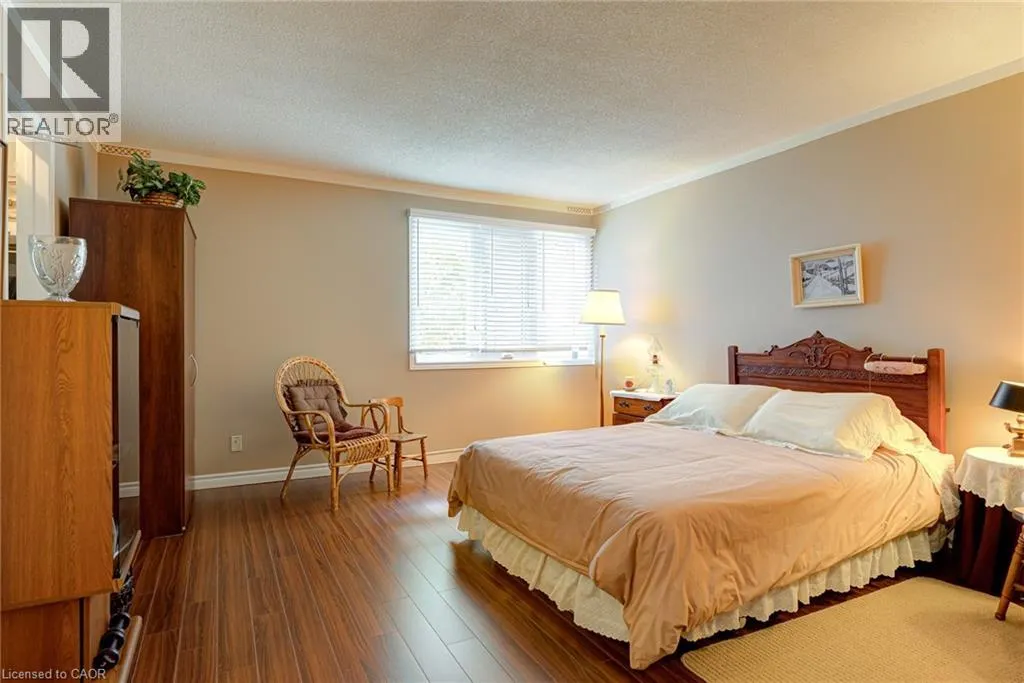 523 BEECHWOOD Drive Unit# 12, #12