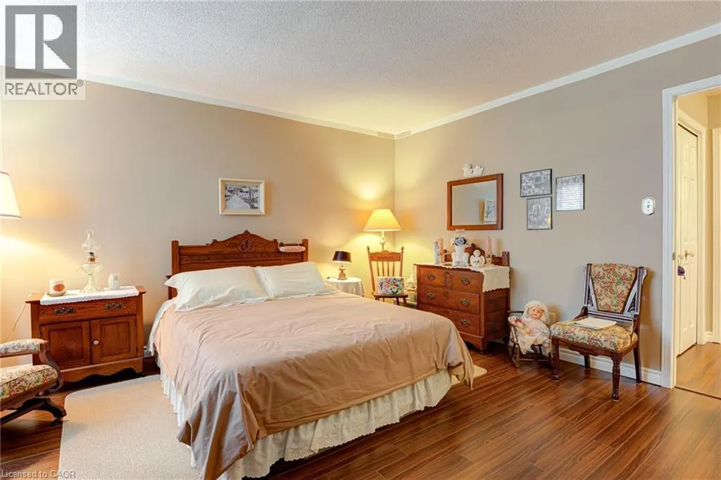 523 BEECHWOOD Drive Unit# 12, #12