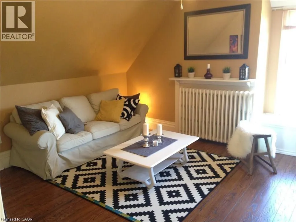 18 HILL Street Unit# 2, #2