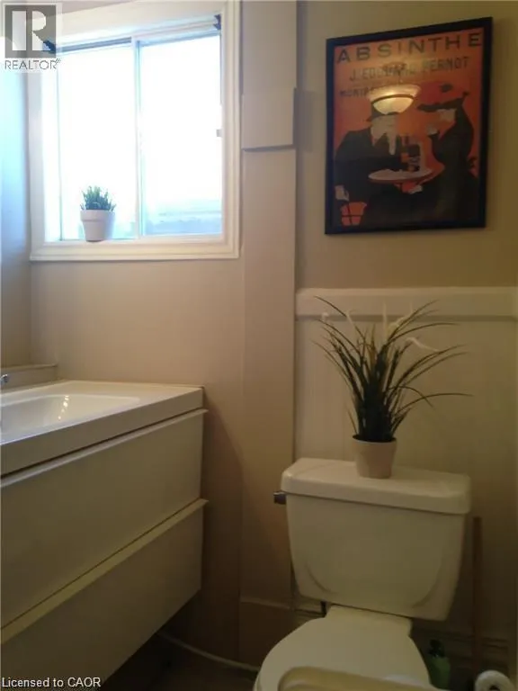 18 HILL Street Unit# 2, #2