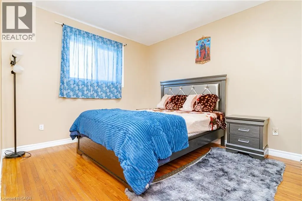 110 HAZELGLEN Drive