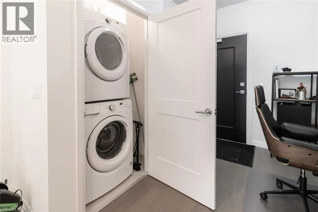 155 CAROLINE Street S Unit# 1005, #1005