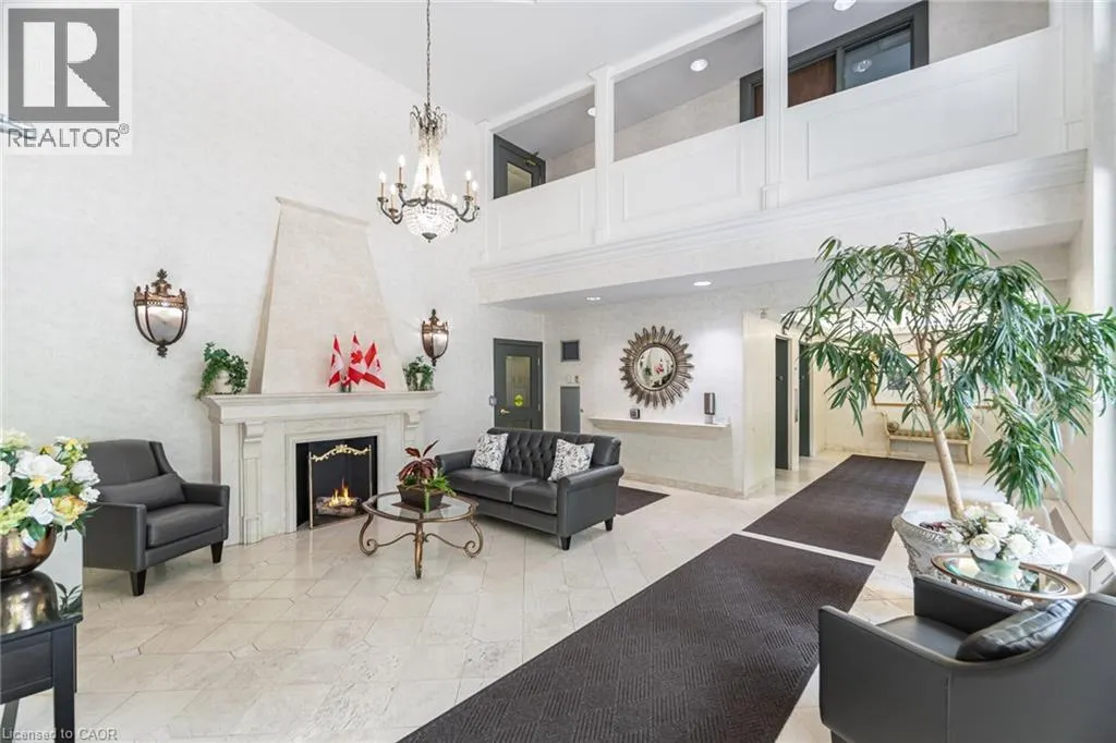 77 GOVERNORS Road Unit# 204, #204