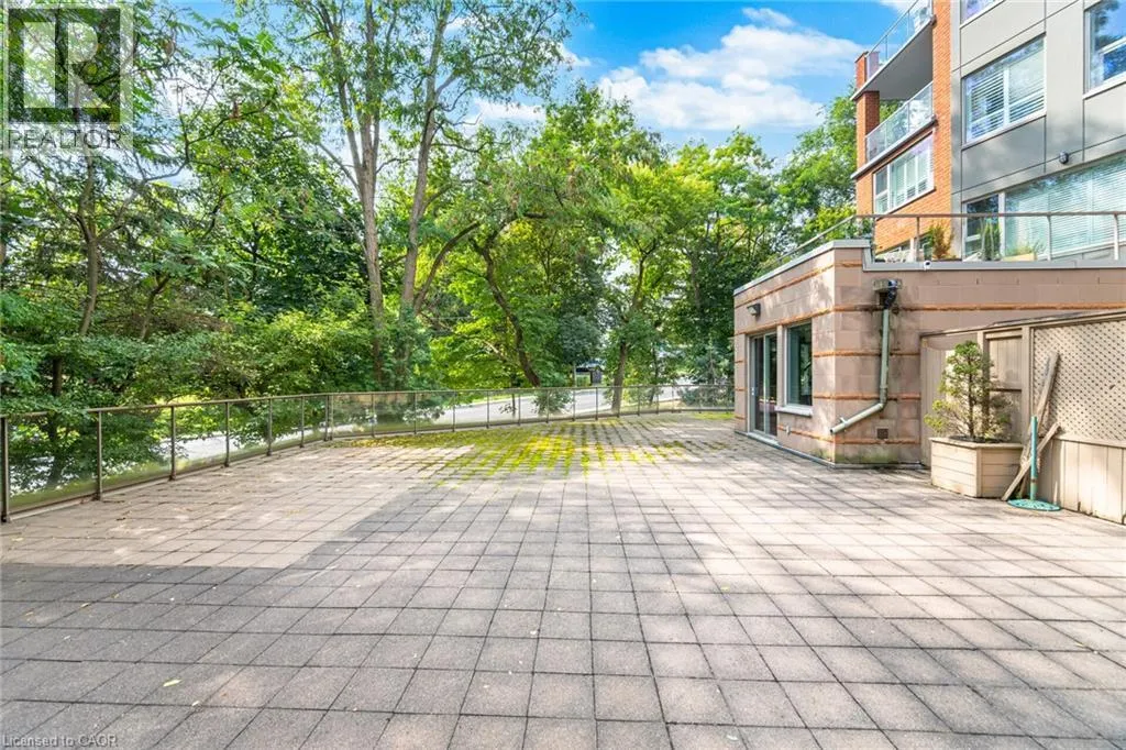77 GOVERNORS Road Unit# 204, #204