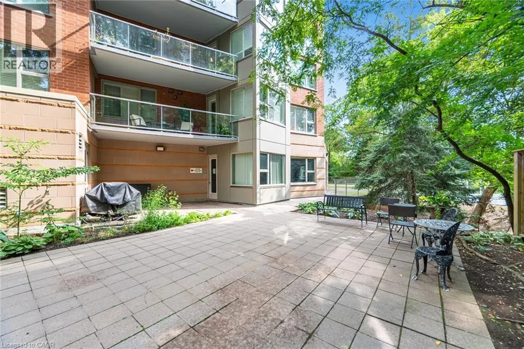 77 GOVERNORS Road Unit# 204, #204