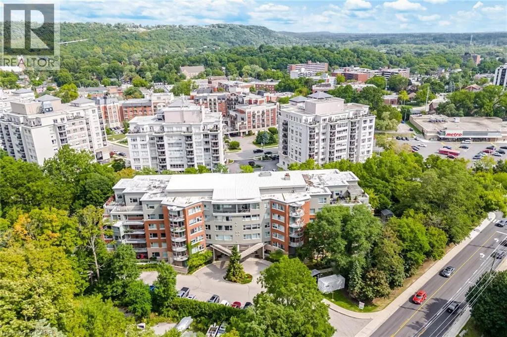 77 GOVERNORS Road Unit# 204, #204