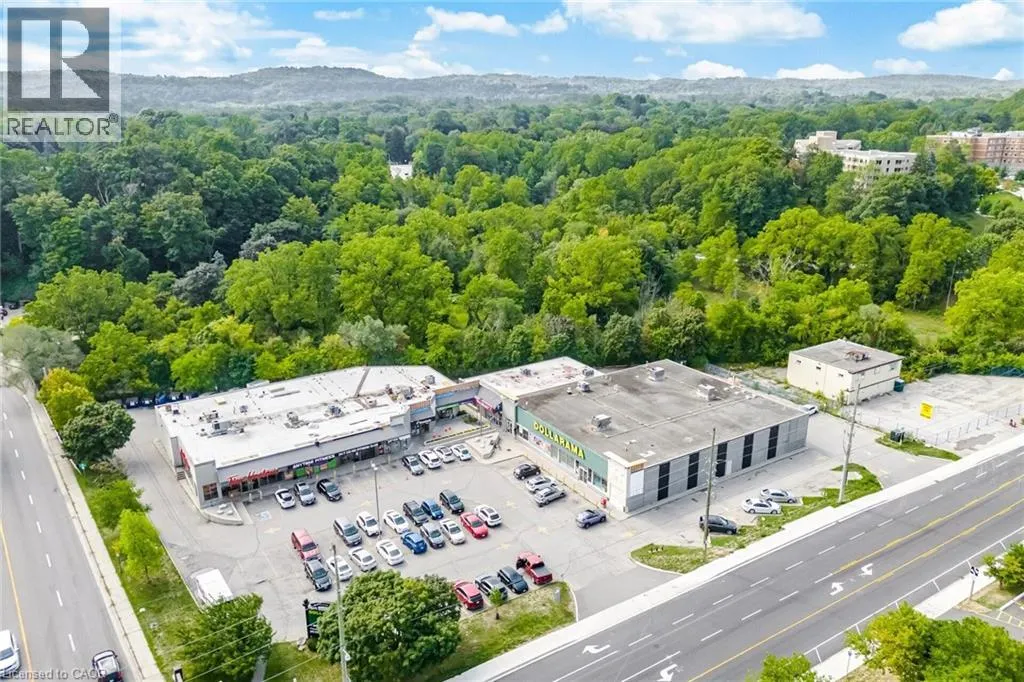 77 GOVERNORS Road Unit# 204, #204