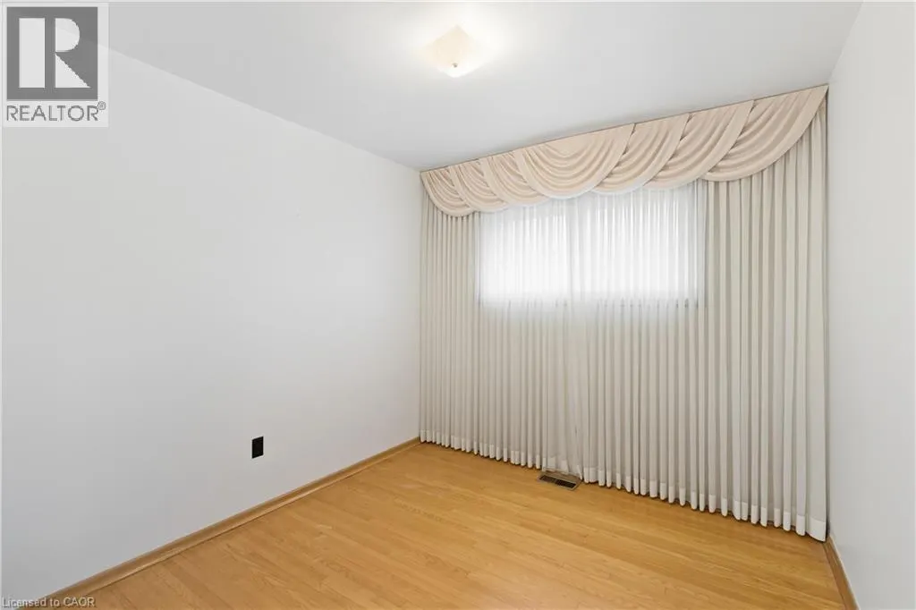 98 EAST 16TH Street