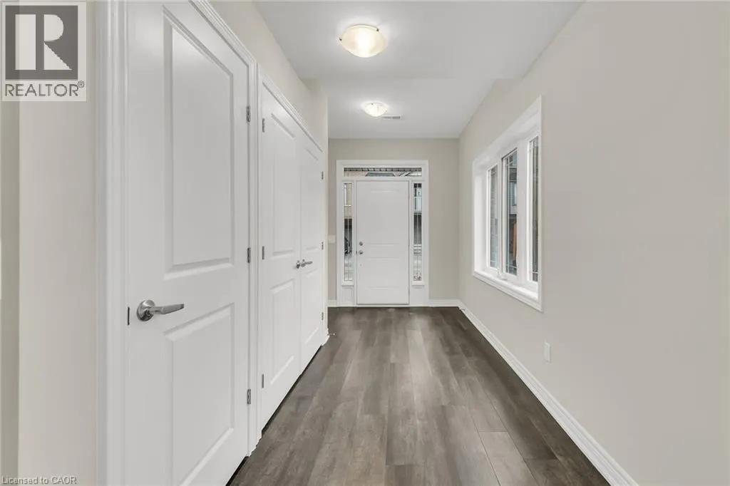 19 PICARDY Drive Unit# 32, #32