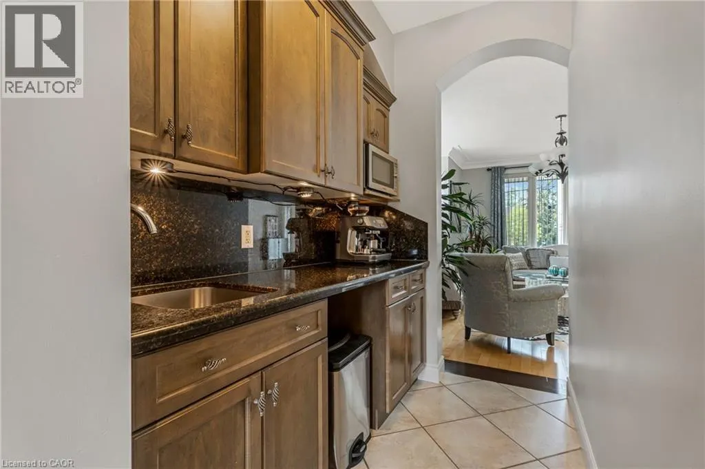351 HIGHLAND Road W