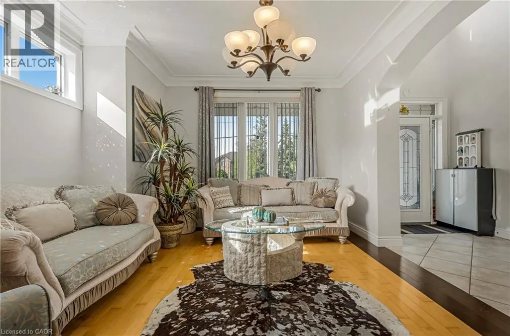 351 HIGHLAND Road W