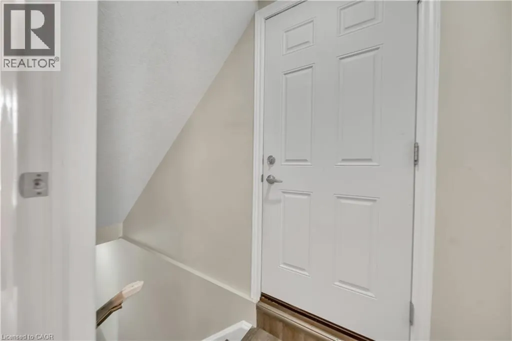 190 EDEN OAK Trail