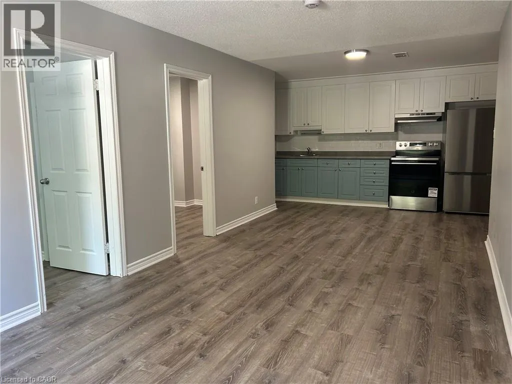 206 QUEENSTON Road Unit# 3, #3