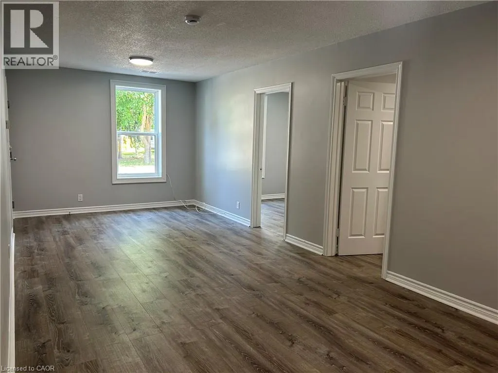 206 QUEENSTON Road Unit# 3, #3