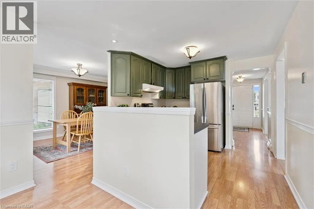 256 GRAND RIVER Boulevard