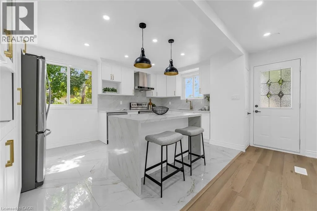 89 MOXLEY Drive