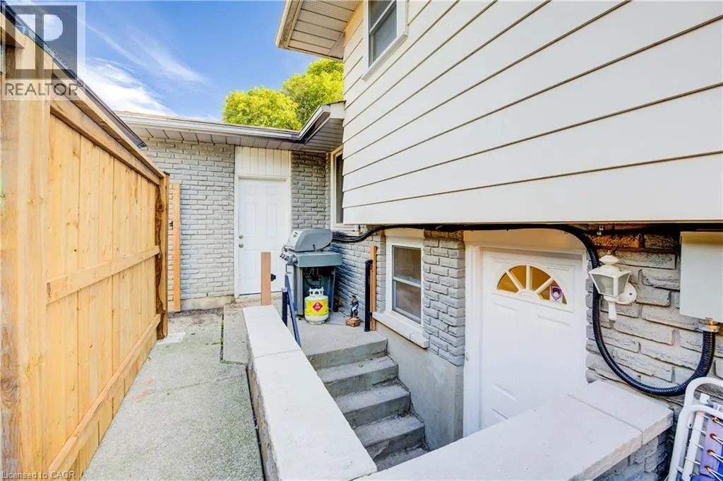 4 JILL Court