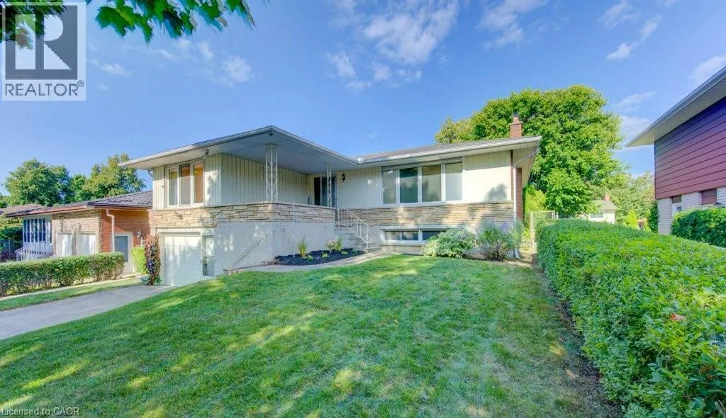 12 OLD YORK Crescent