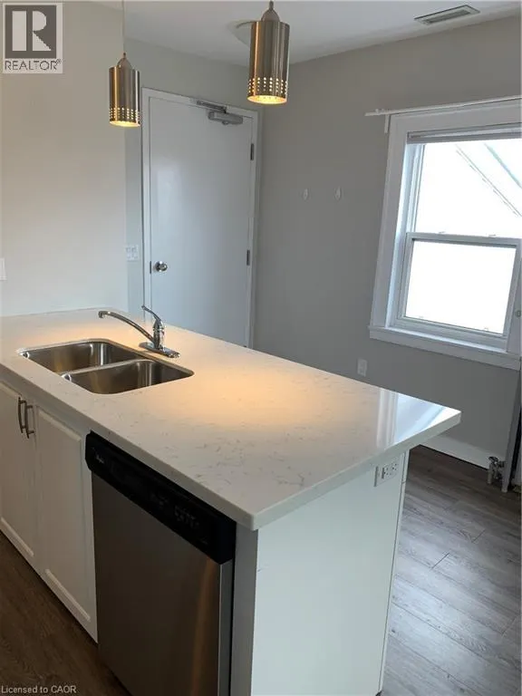 22 MAIN Street W Unit# 1, #1