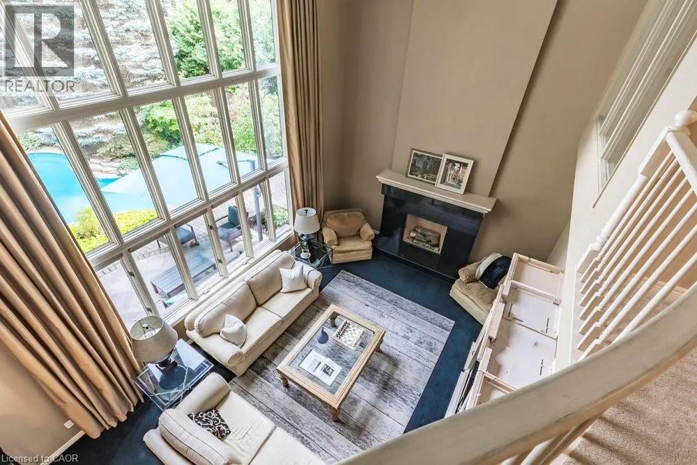 223 BRIAR HILL Crescent