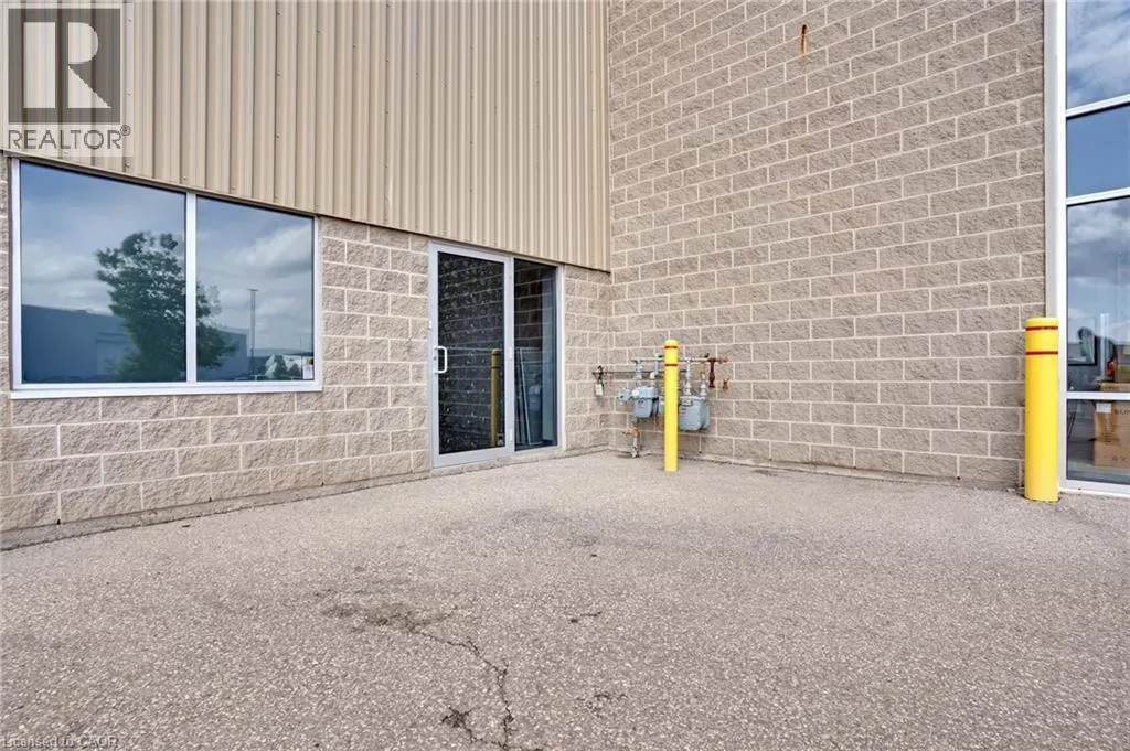 44 SALTSMAN Drive Unit# 3, #3