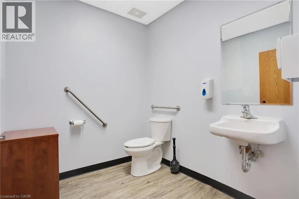 44 SALTSMAN Drive Unit# 3, #3