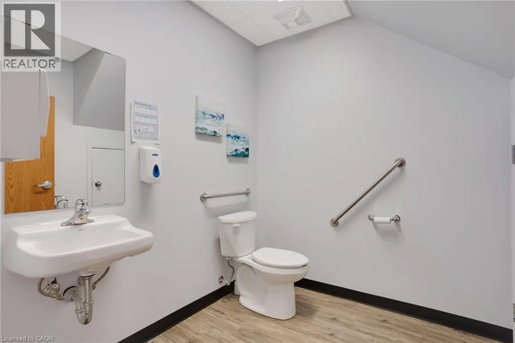 44 SALTSMAN Drive Unit# 3, #3