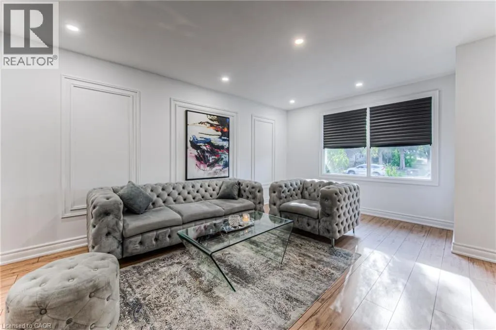 100 LILLIAN Drive Unit# B, #B
