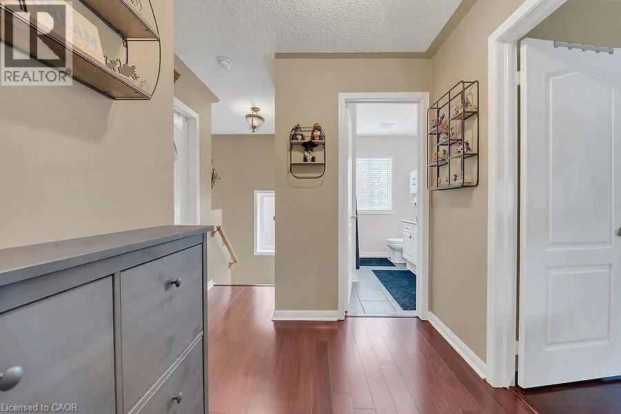 5181 WOOD Crescent