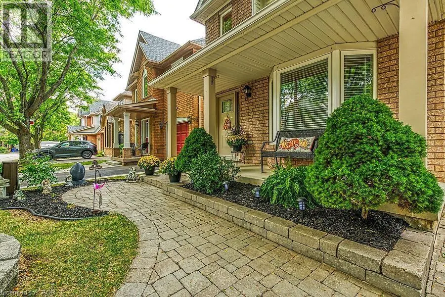 5181 WOOD Crescent