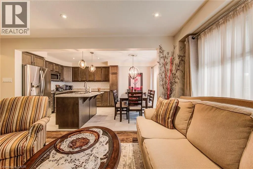 7 STRATUS Street