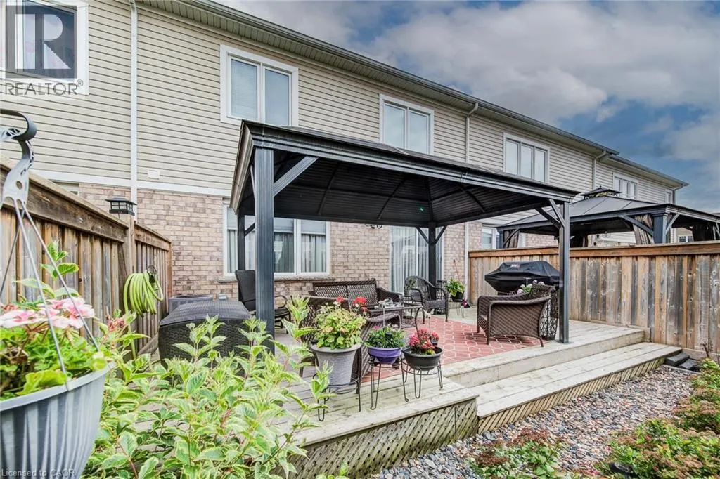 7 STRATUS Street