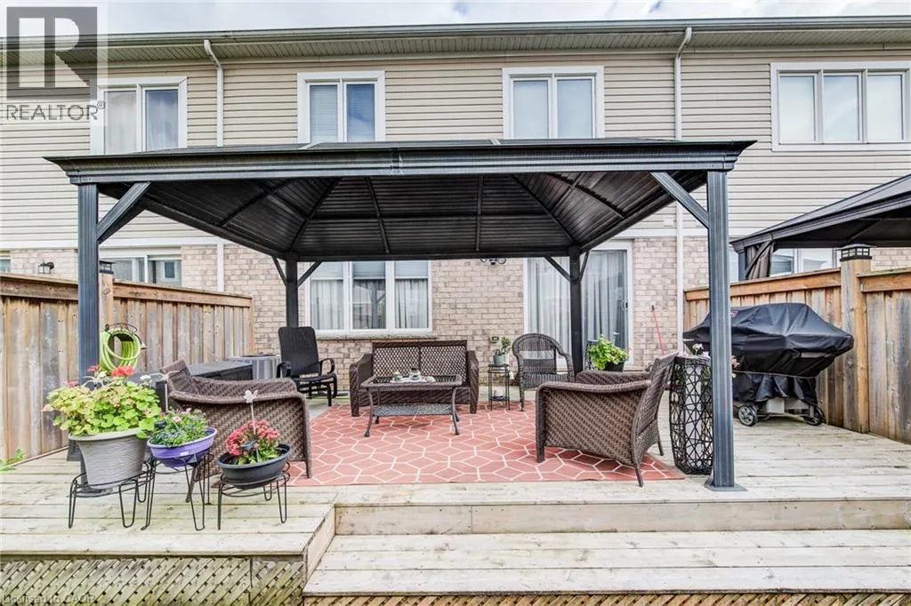 7 STRATUS Street