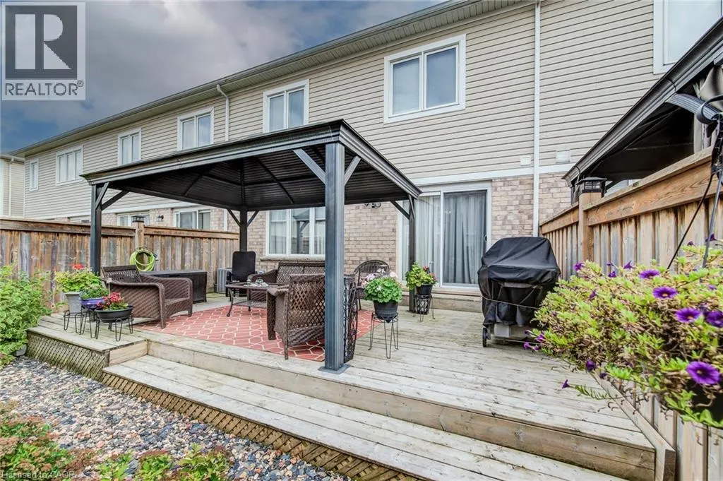 7 STRATUS Street