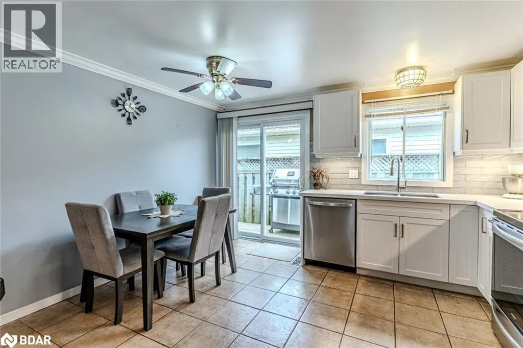 92 HICKLING Trail