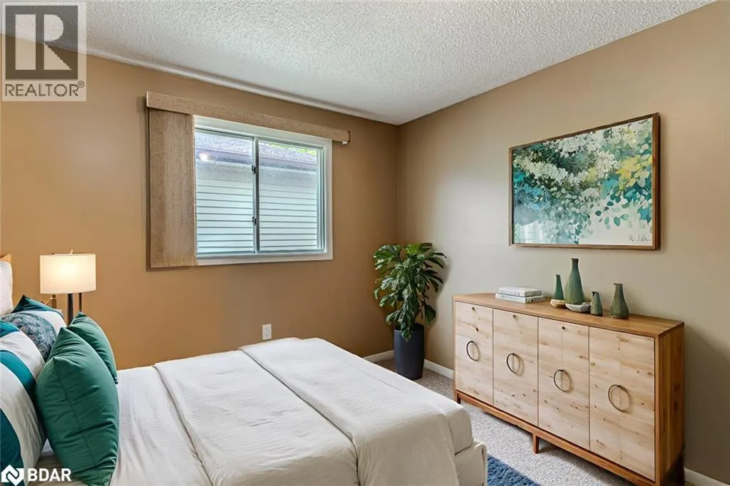 92 HICKLING Trail