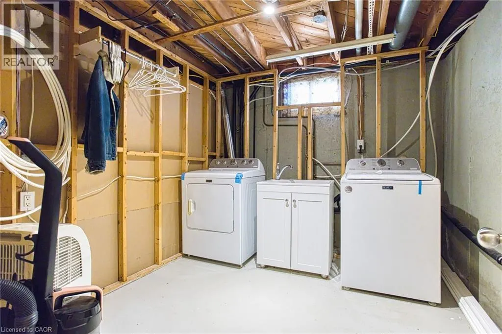 4453 MEADOWVALE Drive Unit# Lower, #Lower