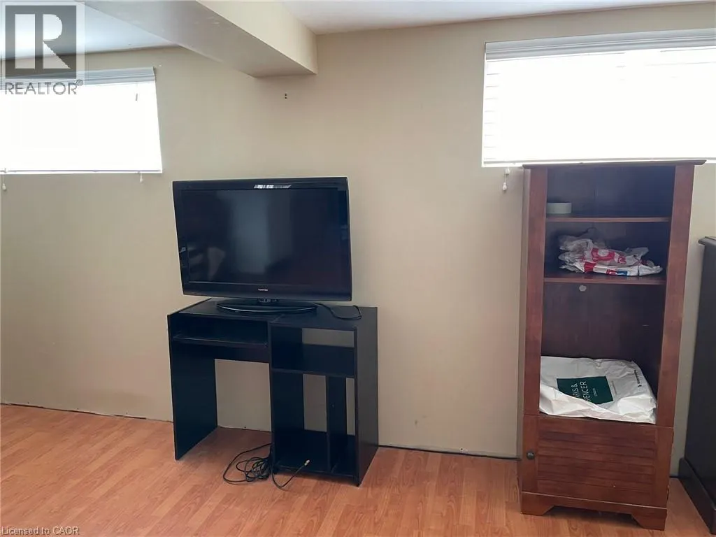 4453 MEADOWVALE Drive Unit# Lower, #Lower