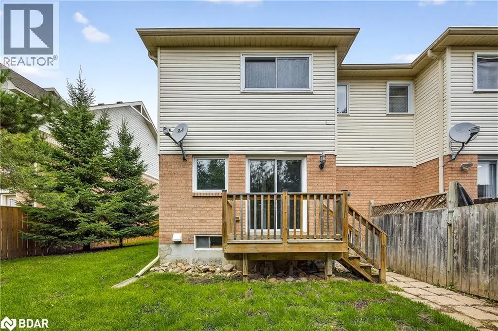 1271 HURON Court