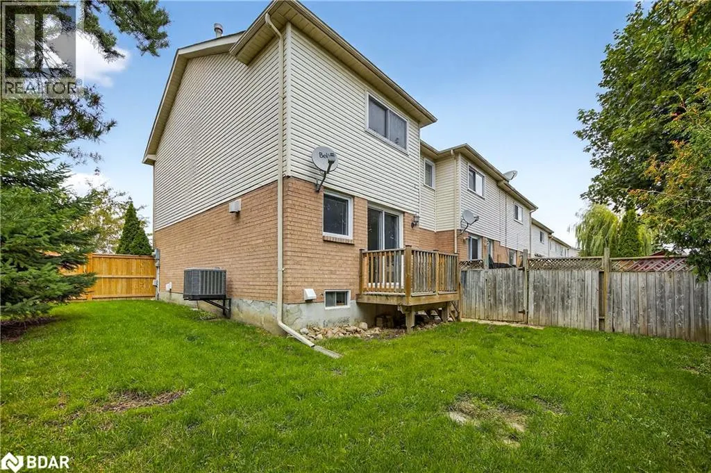 1271 HURON Court