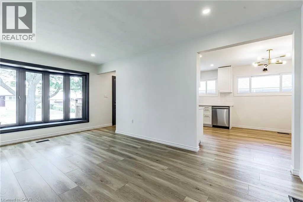 20 BURFIELD Avenue