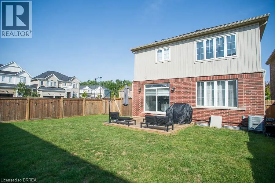 2 ATTLEBERY Crescent