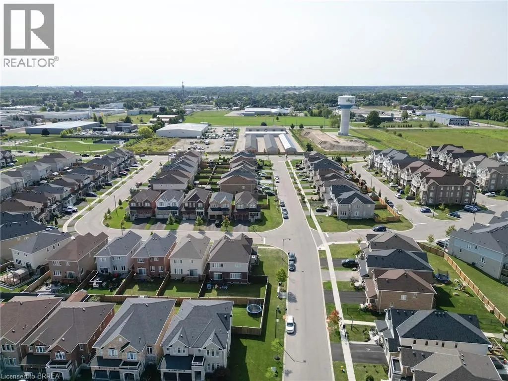 2 ATTLEBERY Crescent